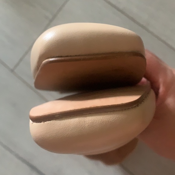 Intentionally Blank Tristi Cloud Pumps (no box) - Picture 7 of 12